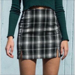 BRANDY MELVILLE Checkered Plaid Mini Skirt